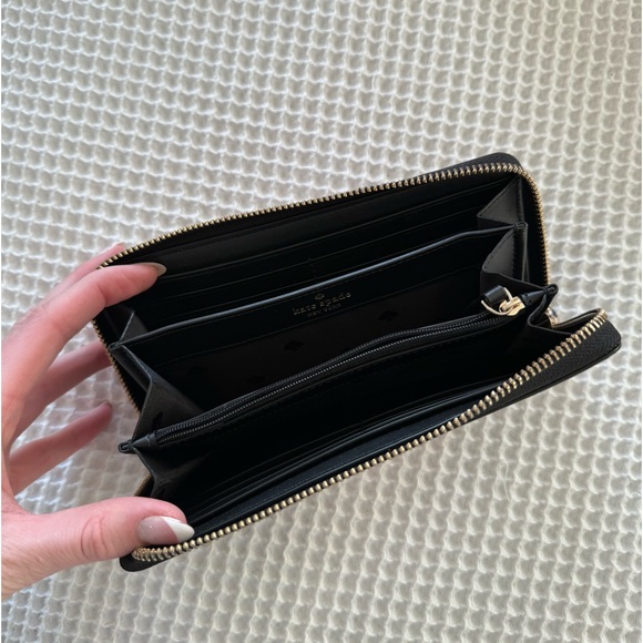 Kate Spade Wallet - Picture 3 of 8